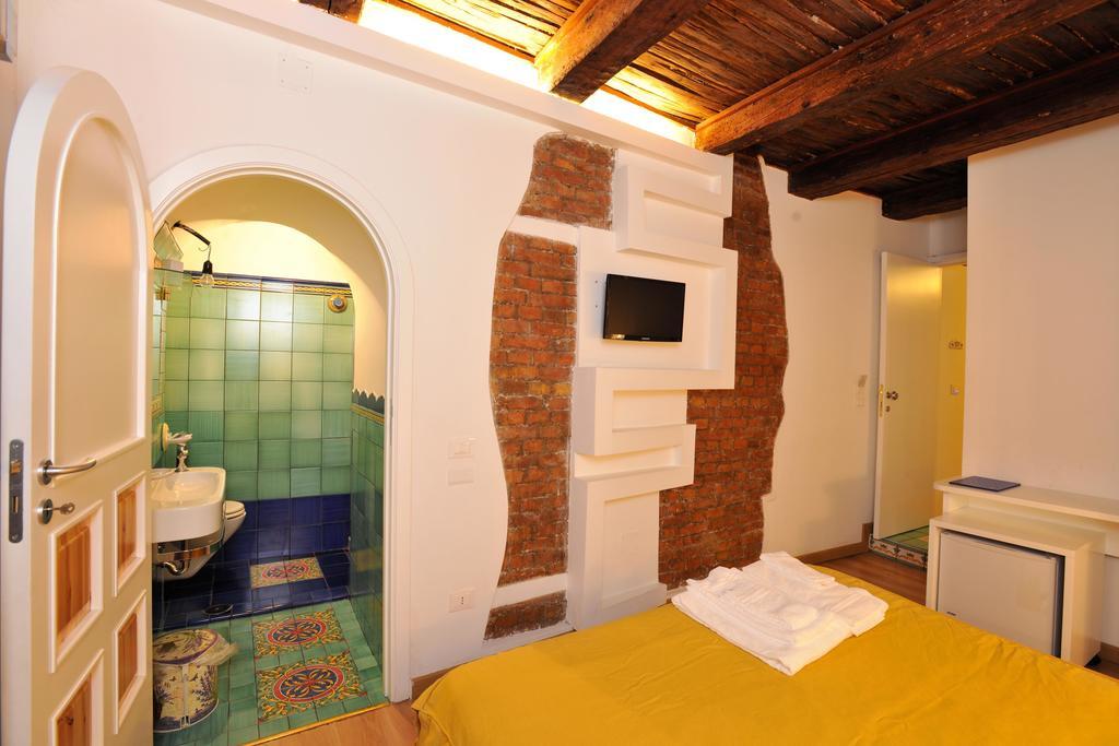 Albergo Del Centro Storico Salerno Exterior photo