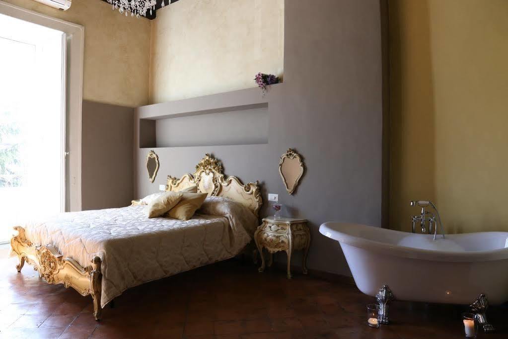 Albergo Del Centro Storico Salerno Exterior photo